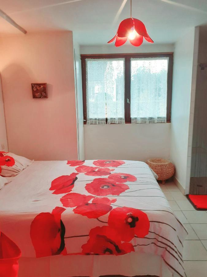 Bed and Breakfast Chez Christine Noyal-Pontivy Экстерьер фото